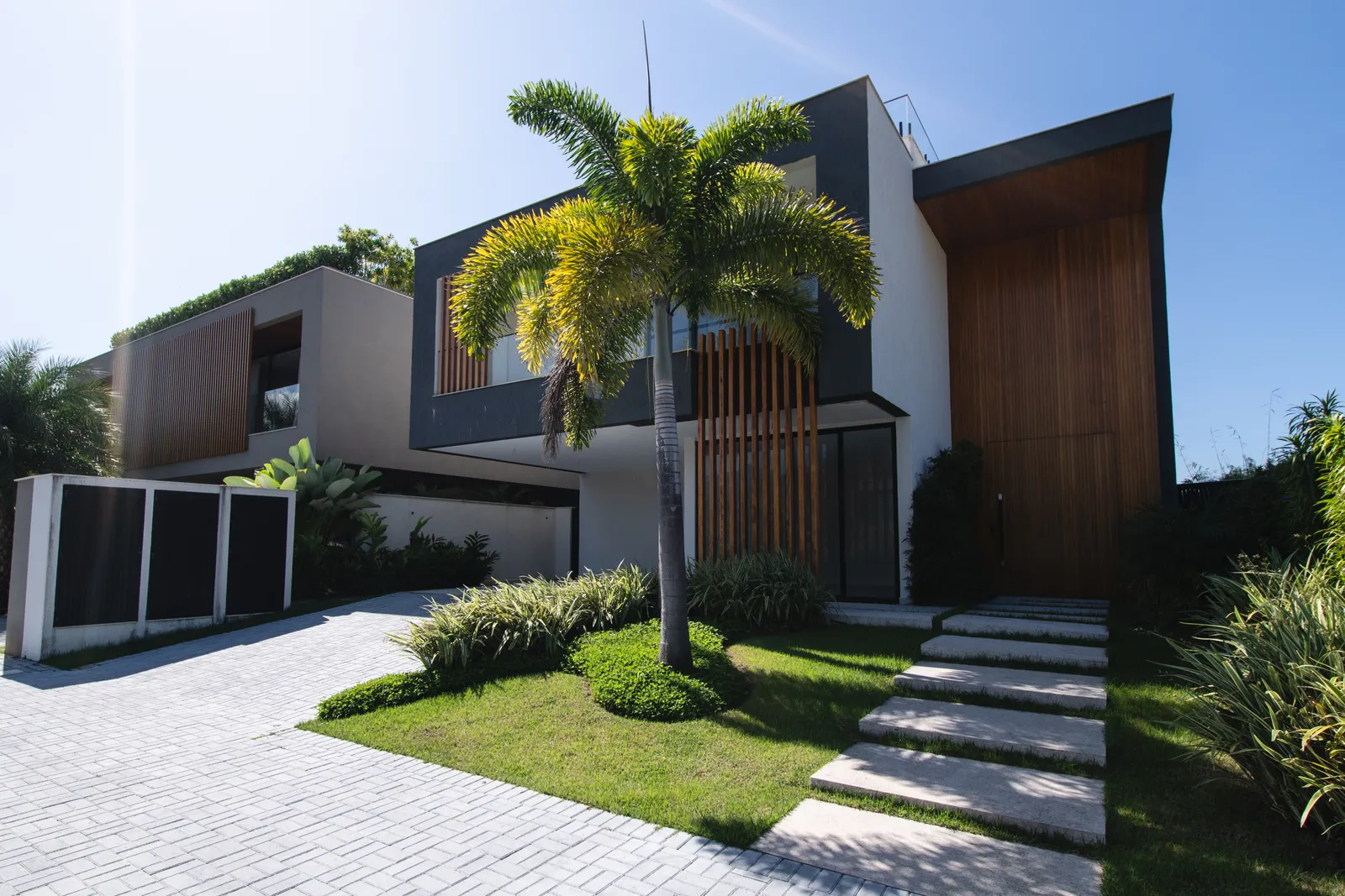 Casa Triplex com Elevador Alphaville